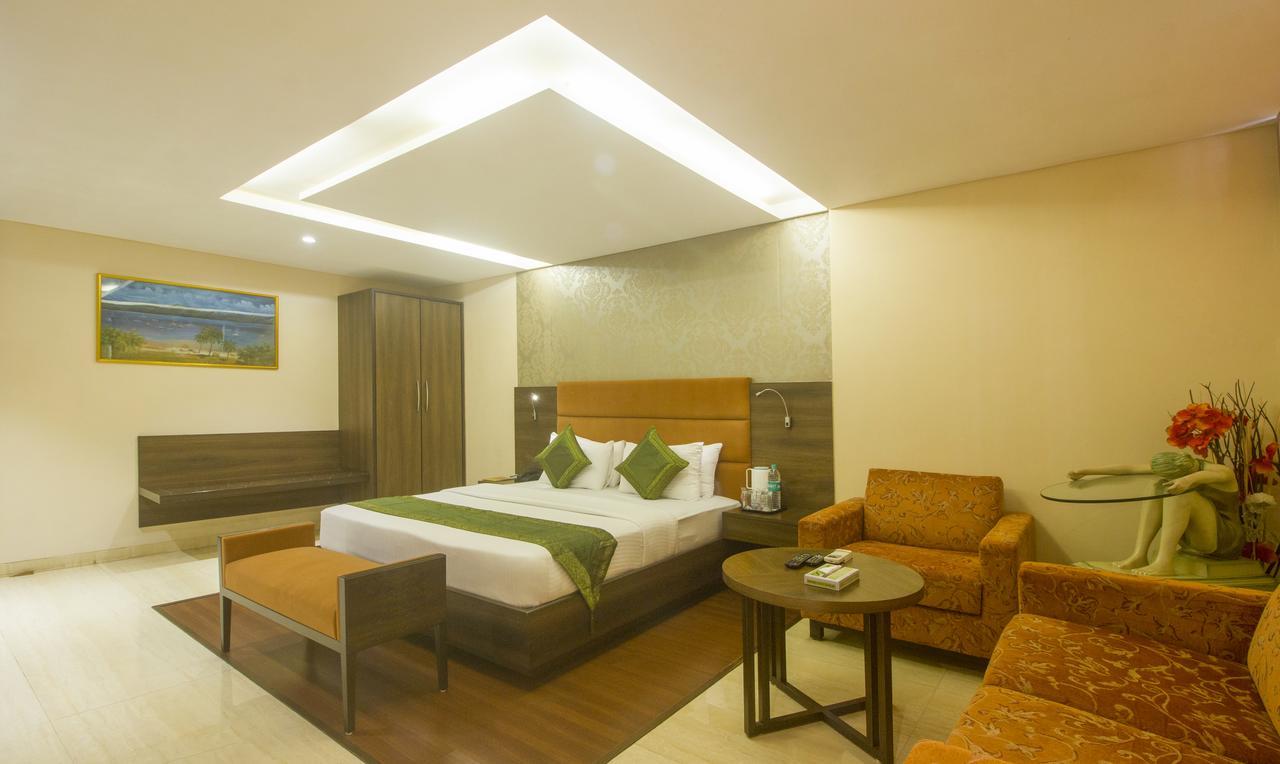 Treebo Trend Rosewood Hotel มุมไบ ภายนอก รูปภาพ