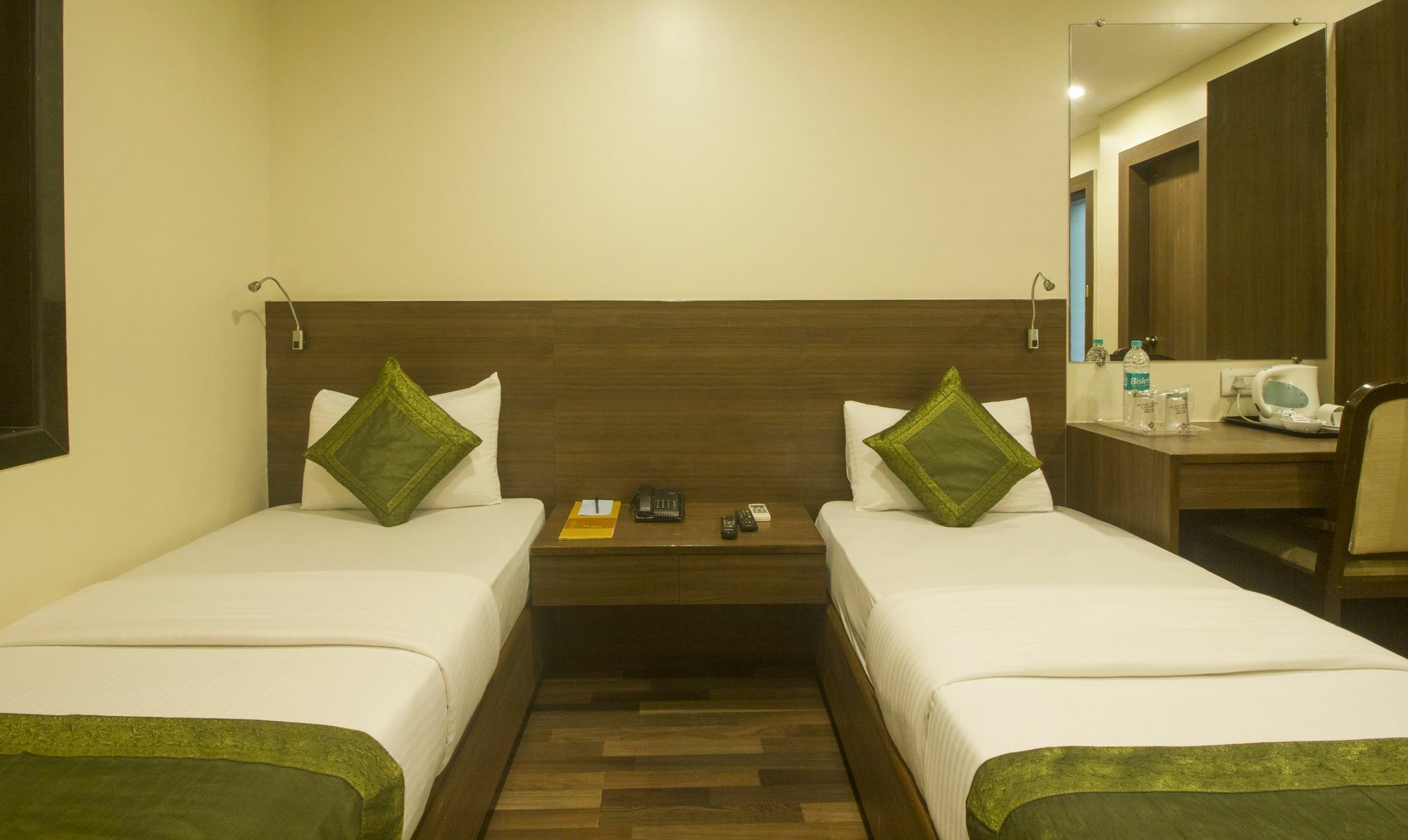 Treebo Trend Rosewood Hotel มุมไบ ภายนอก รูปภาพ